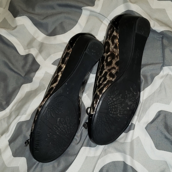 Gray animal print wedge ballet slipper - Picture 5 of 8